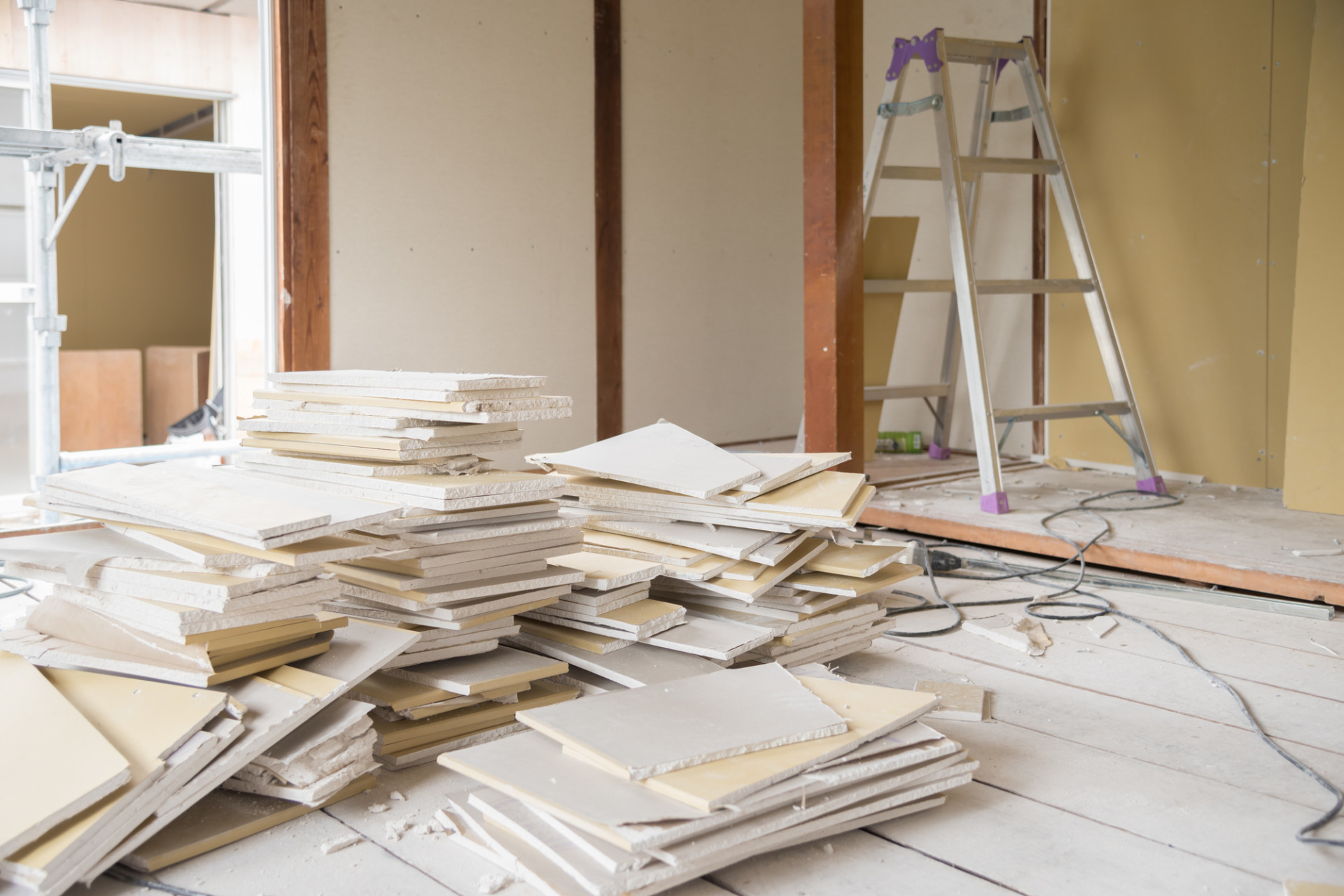 株式会社ハリーズ・J